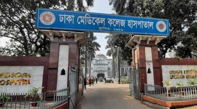 দালালমুক্ত করতে ঢামেকের অভিযান, ধরা পড়লো ৫০ জন