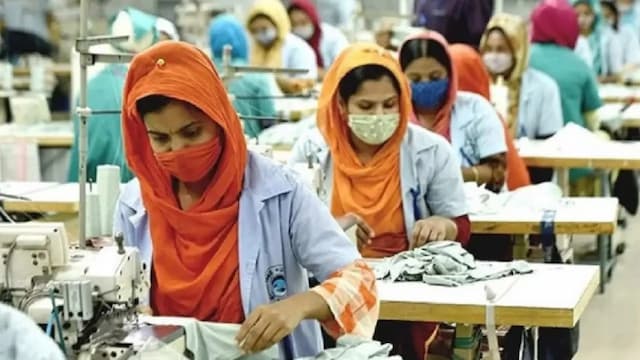 জুলাইয়ে যুক্তরাষ্ট্রে পোশাক রপ্তানি কমেছে ১১%