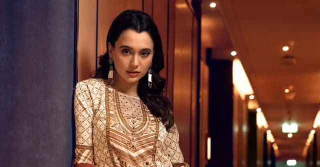 ডিওপির সঙ্গে প্রেম সাবিলার, জানালেন প্রেমিকা