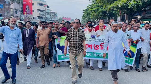 নৈরাজ্যের বিরুদ্ধে ধনবাড়ীতে গণমিছিল, কঠোর বার্তা মন্ত্রী ফকির মাহবুব আনাম স্বপনের