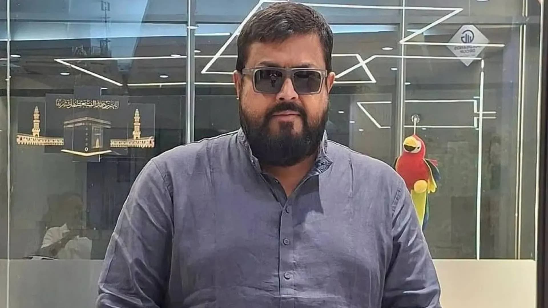 কেন বাপ্পারাজকে স্যালুট জানালেন ওমর সানী?