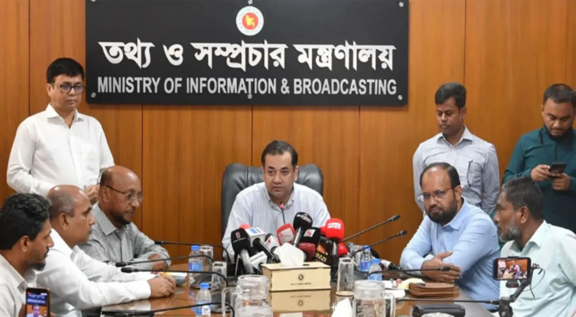 ওয়েজবোর্ড বাস্তবায়নে উদ্যোগ নেবে সরকার: তথ্য প্রতিমন্ত্রী
