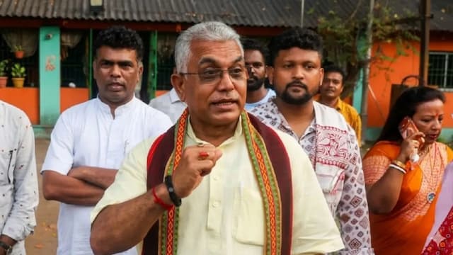 দিল্লির আন্দোলনের পেছনে বাংলাদেশের ইন্ধন রয়েছে: দিলীপ ঘোষ