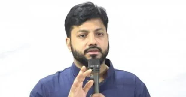 আজ দুপুরে পদত্যাগের ঘোষণা দেবেন ইশরাক