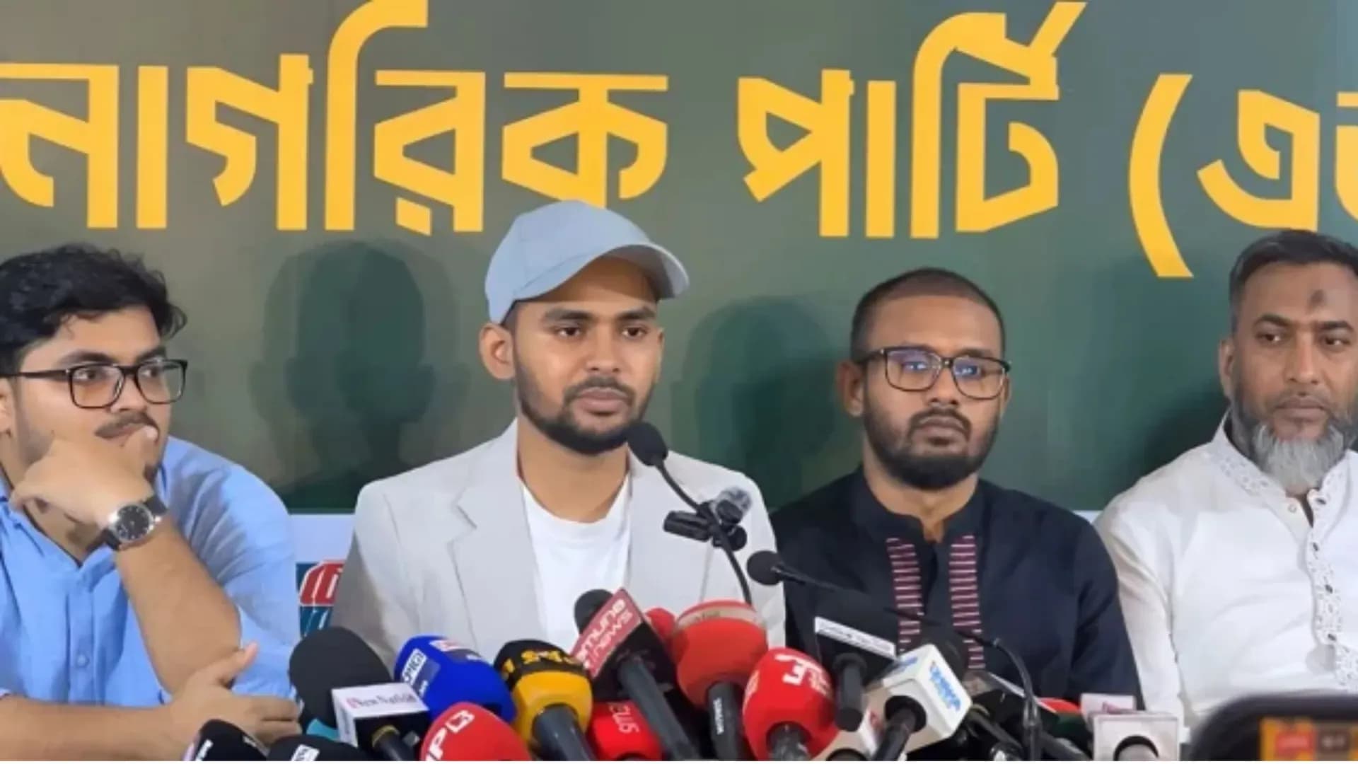 দুদকের বিরুদ্ধে মামলার হুমকি আসিফ মাহমুদের