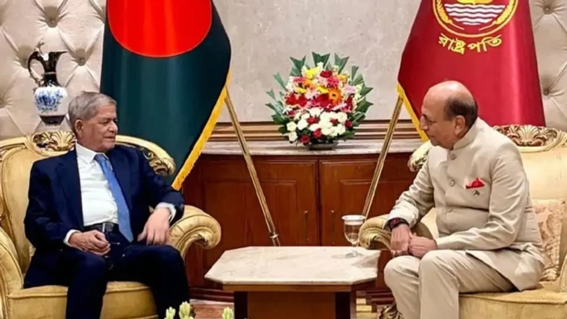 রাষ্ট্রপতির সঙ্গে ভারতীয় হাইকমিশনারের সাক্ষাৎ