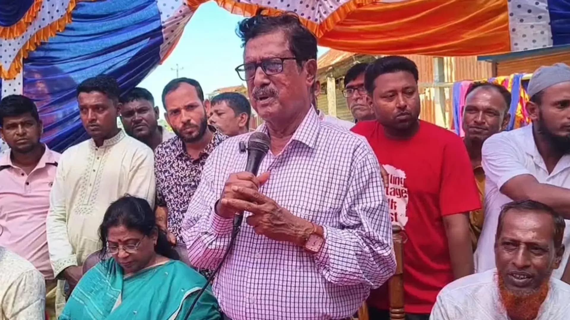 রিটেনে পাস করলে অ্যাডমিট কার্ড নিয়ে আসবা, ফোন করে দেব: ফজলুর রহমান