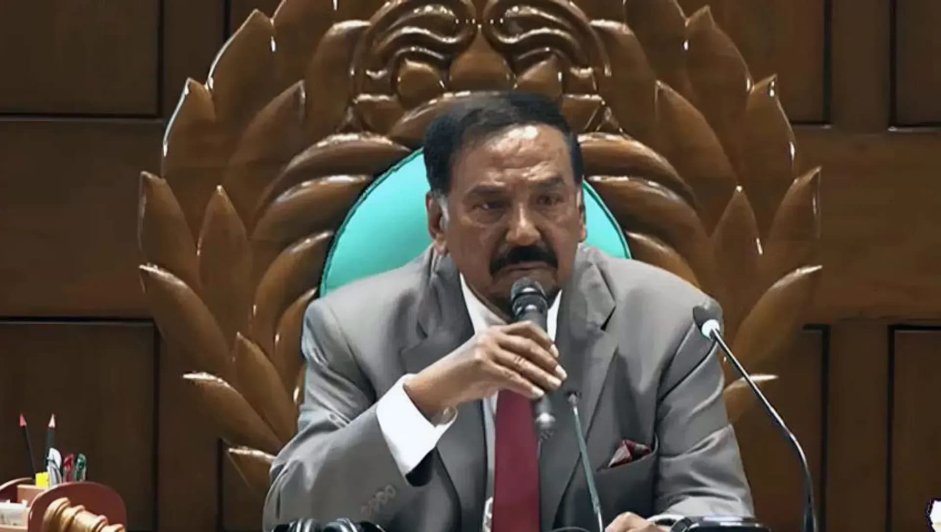 গাজী নজরুলের এমপি পদ নির্ভর করছে পুলিশের পদক্ষেপের ওপর: স্পিকার